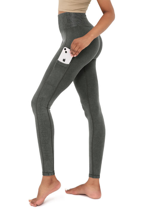 seamless leggings with pockets