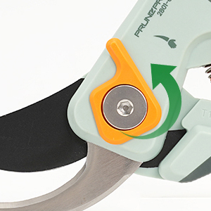 garden scissors