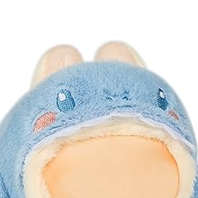 605