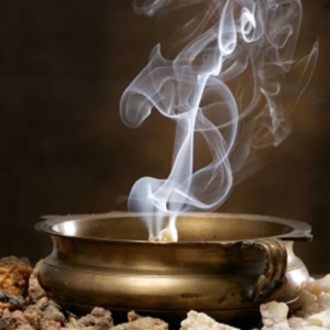 Smoky Incense (for an elegant, refined smoky opening)