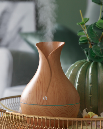 rosemary essential oil aromatherapy bath skin organic nail fungus inhaling shower air freshening