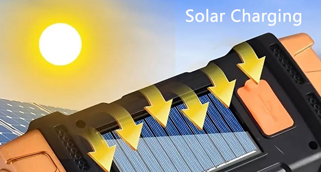 Outdoor Multi-Function Flashlight