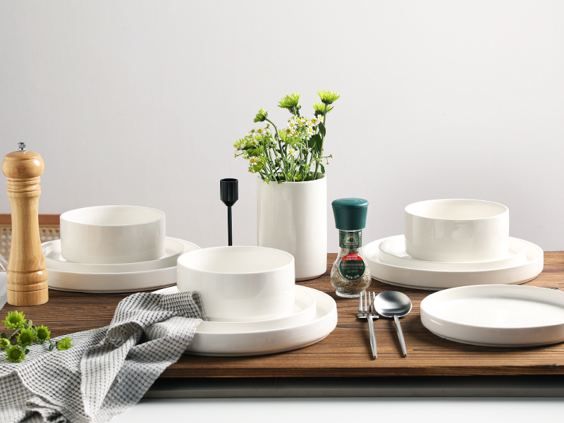 Dinnerware Sets for 4