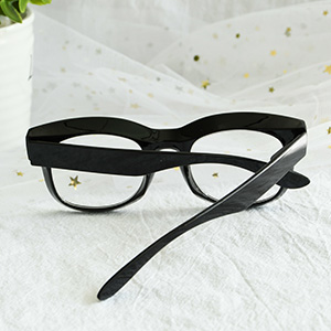 reading glasses for women 1.75
