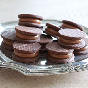 ベルギーパティシエがていねいに教える 定番だけど極上の焼き菓子 レソンシエル 本 通販 Amazon ベルギーパティシエがていねいに教える 定番だけど極上の焼き菓子 レソンシエル 本 通販 Amazon