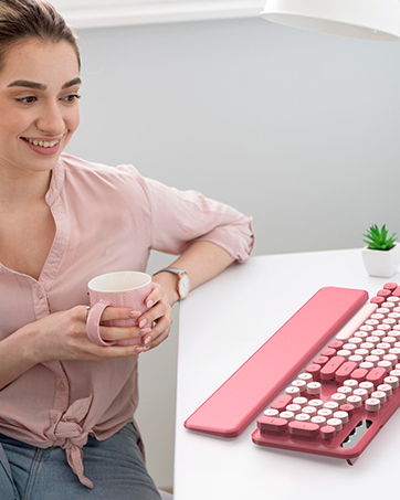 Pink Retro Keyboard with Round Keycaps and Mouse Combo