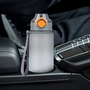 Bouteille d'eau pour voiture