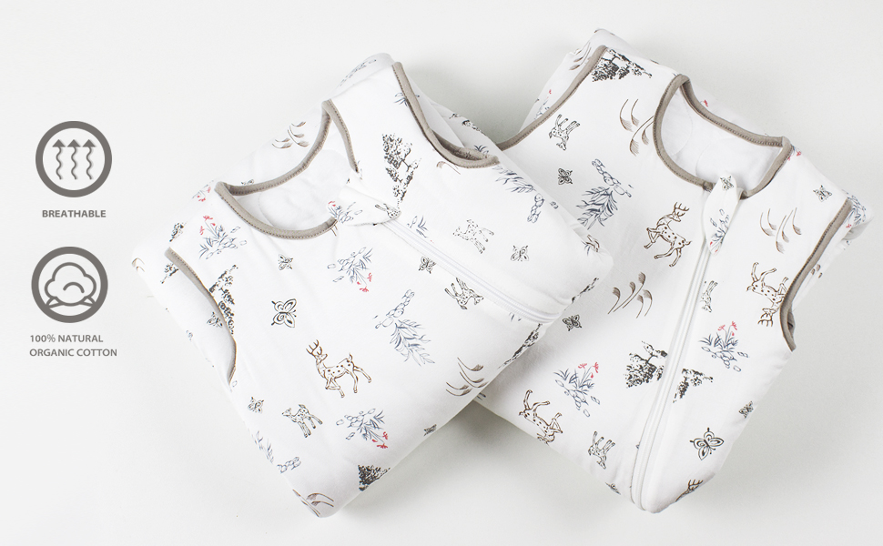 Zwei weiße Babybodys mit zarten Blumen- und Tiermustern. Ärmelloses Design mit sichtbaren Schnappverschlüssen.