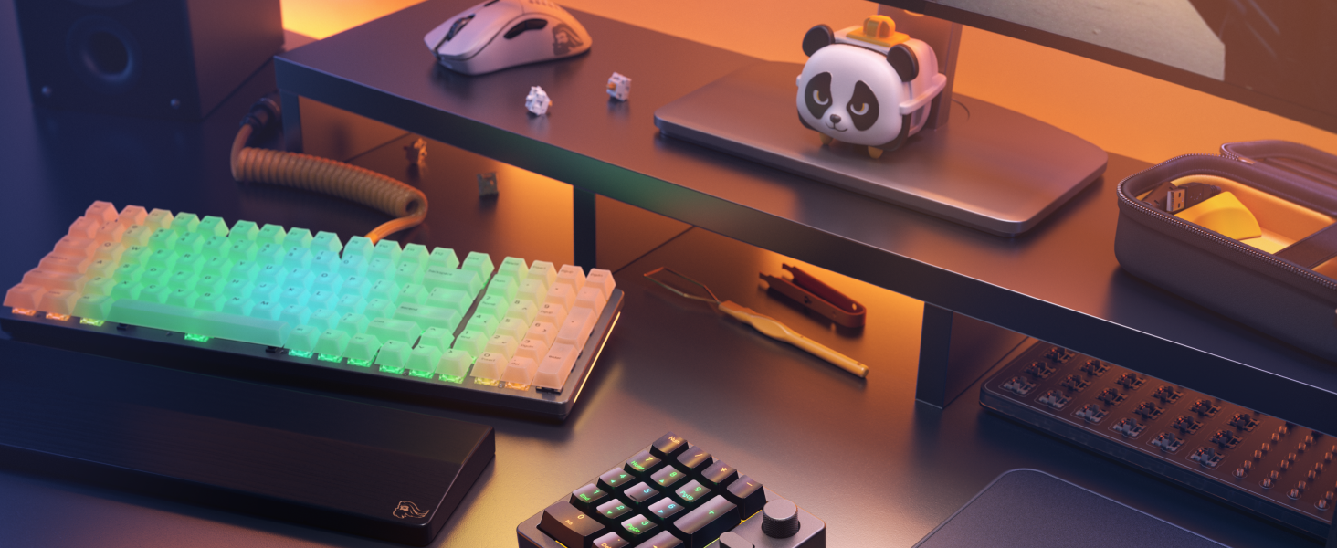 Glorious Gaming GMMK, Mechanisches Gaming-Keyboard, Gateron Brown Schalter, Doubleshot-Kappen