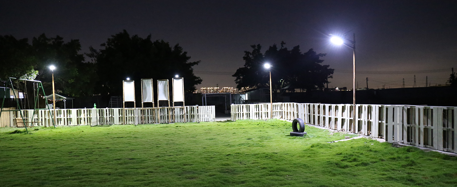 solar street lamp