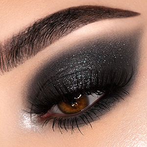 HD matte eye shadow effortless application