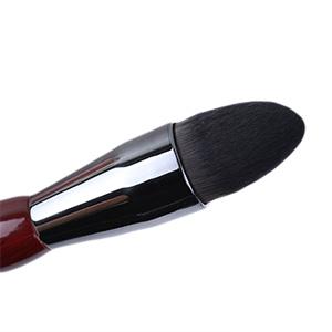 tapered concealer brush under eye