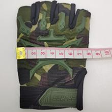 Fingerlose Handschuhe für Kinder in Tarnfarbe