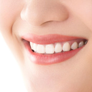 di Denti Finti Bretelle Bianche