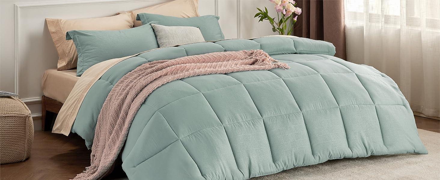 BEDSURE Twin Comforter Sets Sage Green Basket Weave Down