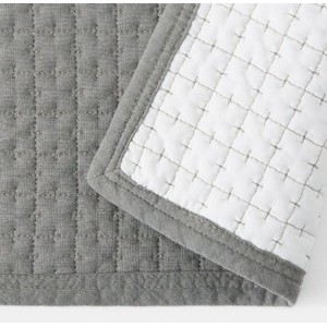 無印良品　洗いざらしの綿　キルティングラグ195×195 Amazon｜無印良品 洗いざらしの綿キルティングラグ ・140