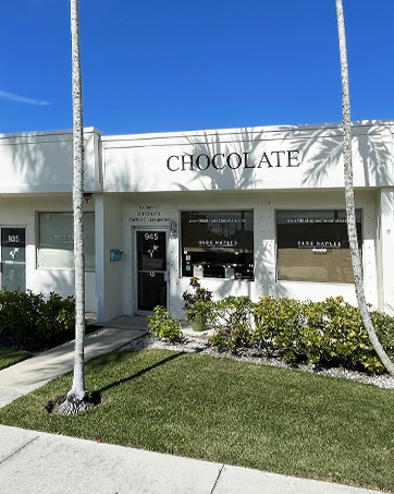 Olde Naples Storefront