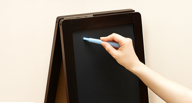 メニューボード(据え置き) ブラック Amazon | A型 看板 スタンドボード 中 幅45×高さ85cm マグネット