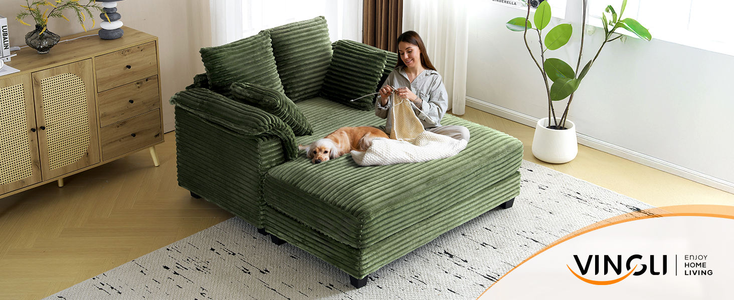 green  lounge chair