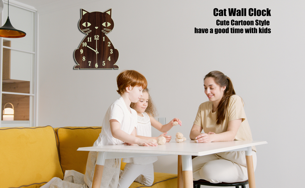 Wall Clock Glow in The Dark / Night Light Cat Wall Clock