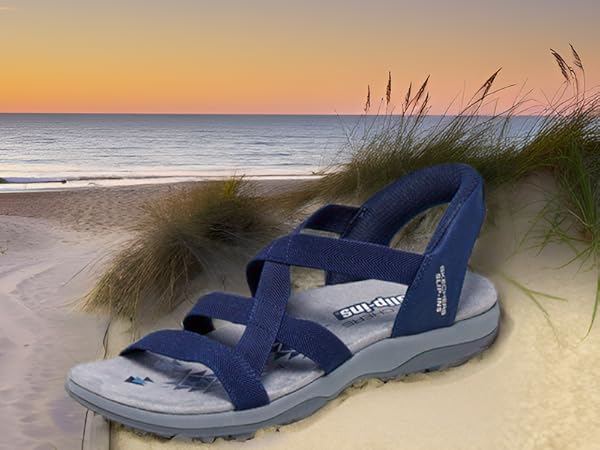 Amazon.com | Skechers Women's Reggae Slim-Stretch Flex Hands