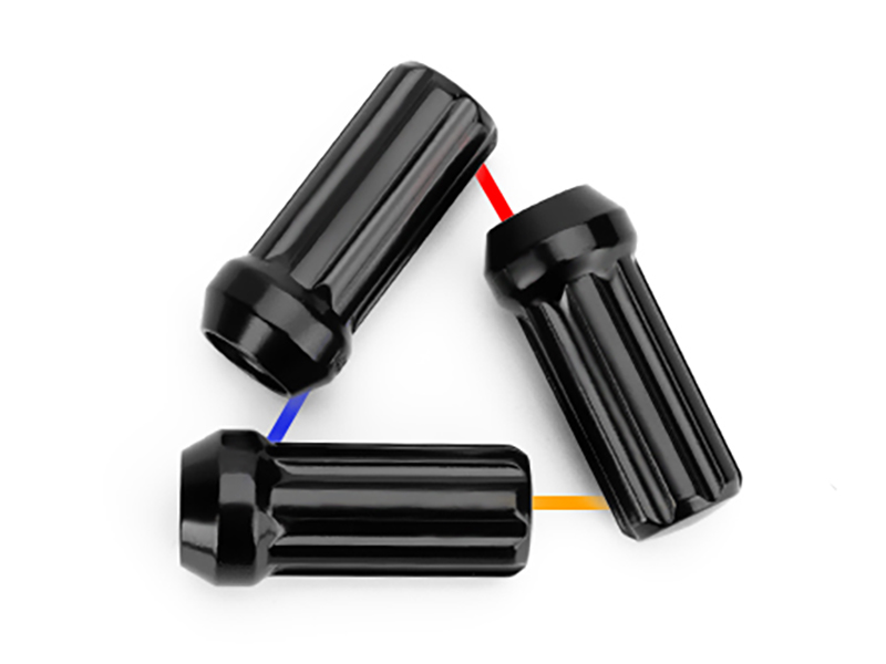 black lug nuts