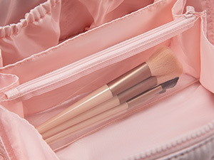 travel makeup bag