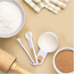 Measuring cups