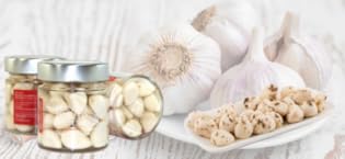 WHOLE PICKLED GARLIC CLOVES