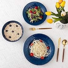 Blue dinnerware set