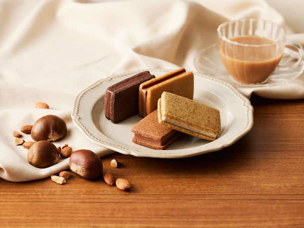 24 yukipon様 ラメゾン白金のチョコ10箱、靴下 Amazon | 【ラ・メゾン白金】 ショコラサンド 5個入