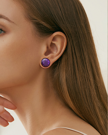 ear plugs and gauges