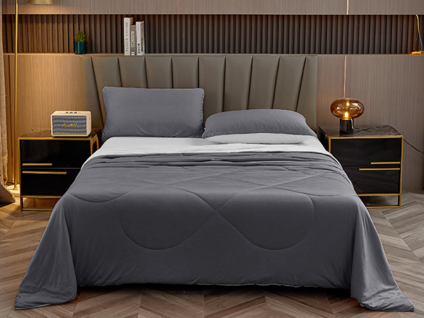 Amazon.com: HOMFINE Cooling Comforter Japanese Double-Sided