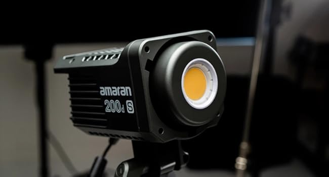 Amaran-200d-s-led-video-light