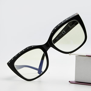 Blue light blocking reading glasses