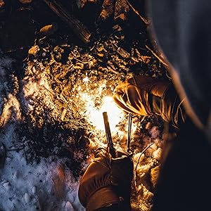 striking a ferro rod