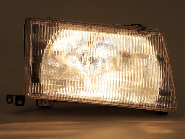 Amazon.com: KUAFU Right Headlight w/Adjusters Compatible