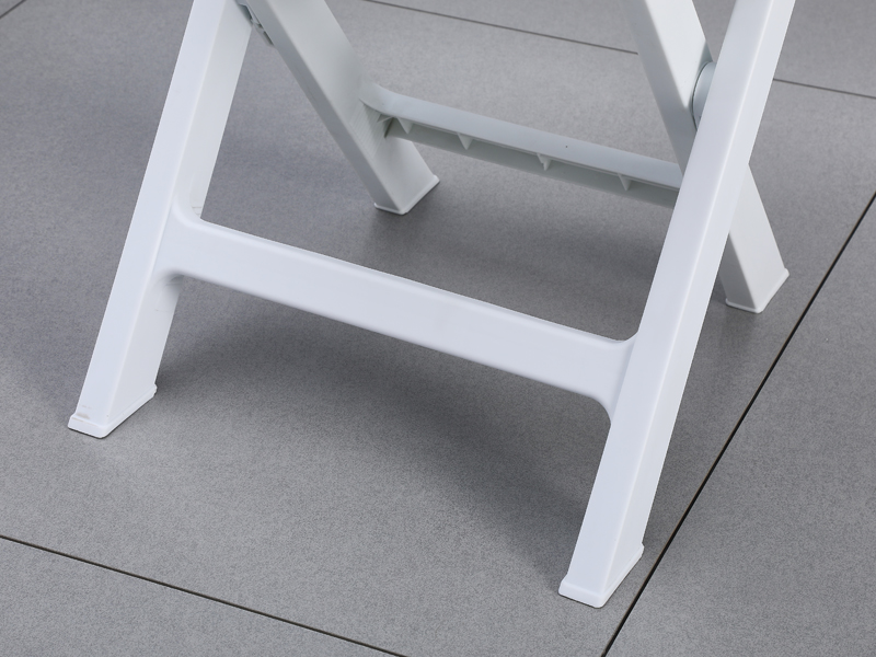 folding chair