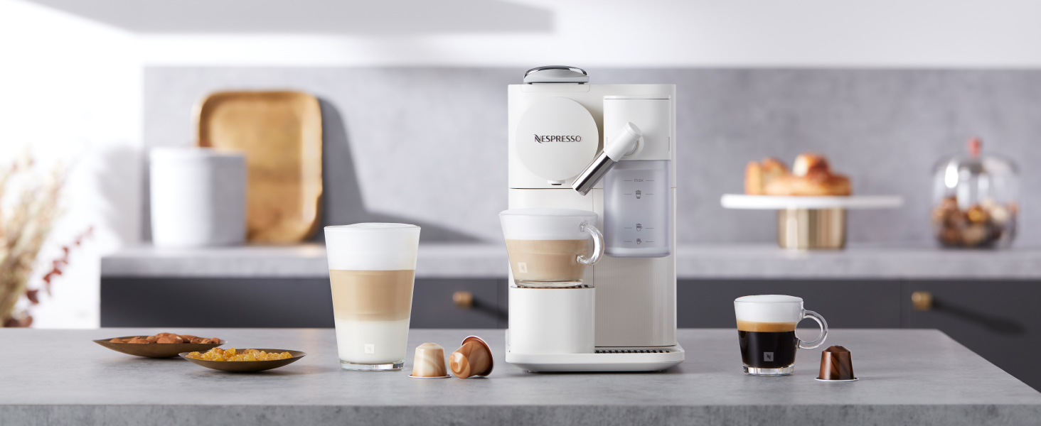 Nespresso Lattissima One Espresso Machine by De'Longhi, Porcelain White
