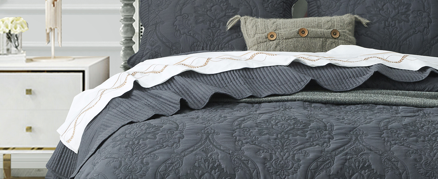 CHIXIN Oversized King/Cal King Bedspread - Lightweight & Beautiful Stitching - Luxury Damask Paisley Pattern - 128x120 I 9e992dc7 53ac 4684 B09e F473e97e0374. CR0,0,1464,600 PT0 SX1464 V1