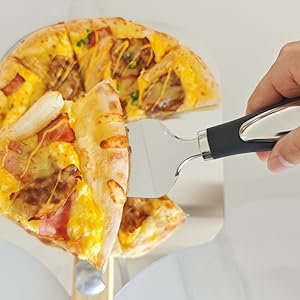 pizza server