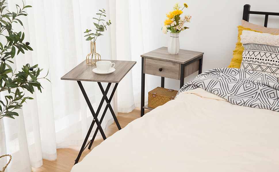 HOOBRO Side Table 2 Set, Folding Tray Table, TV Trays, Industrial Snack