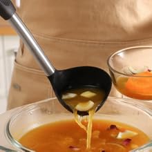 The food-grade silicone is nontoxic and scentless, and it’s resistant to heat 480℉.