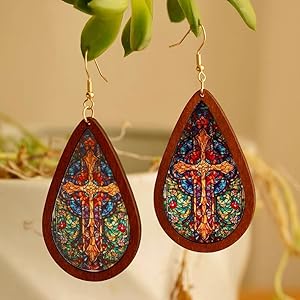 teardrop earrings