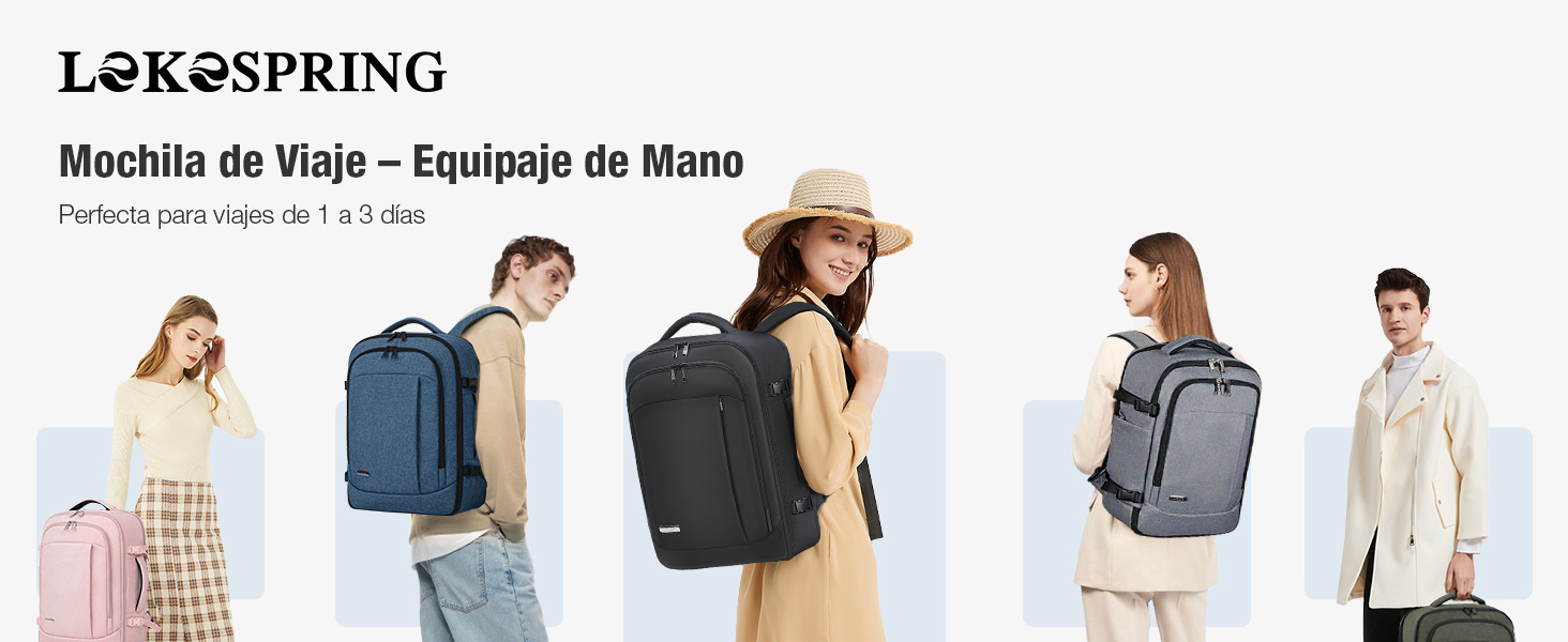 Cinco personas modelando mochilas en diferentes colores. Las mochilas parecen bolsas de viaje o para computadoras portátiles con diseños elegantes y modernos. El texto indica que son para viajes y equipaje de mano