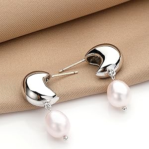 トップス PERL MYUMYU CHAN Two Tiered White Keshi Pearl Earrings – Chan Luu