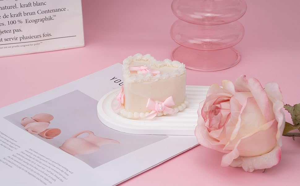 coquette heart candle