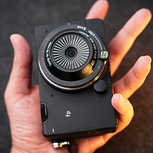 Amazon.co.jp: SG-image 24mm F6.3 フルサイズ対応 Eマウント 単