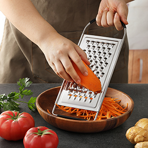 cheese grater with handle