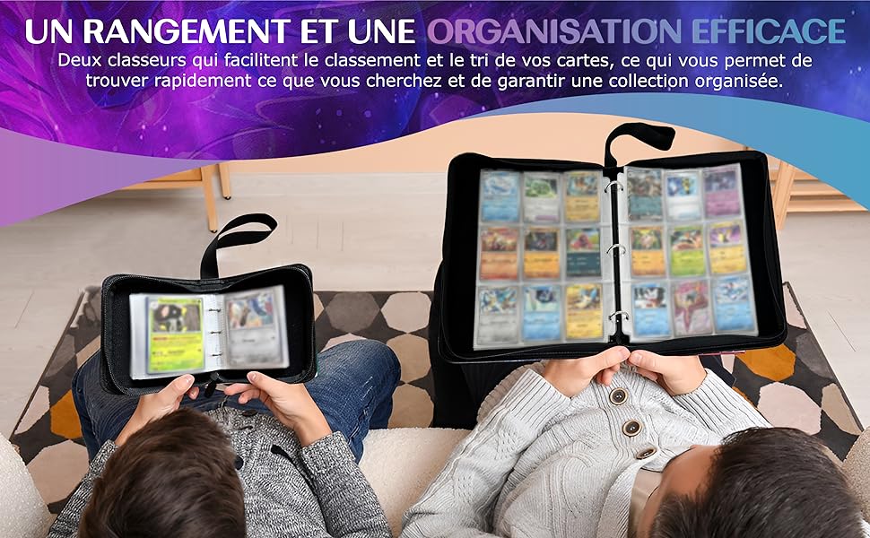 Deux tablettes affichant des grilles de contenu numérique, montrées utilisées simultanément sur ce qui semble être un canapé ou une surface rembourrée